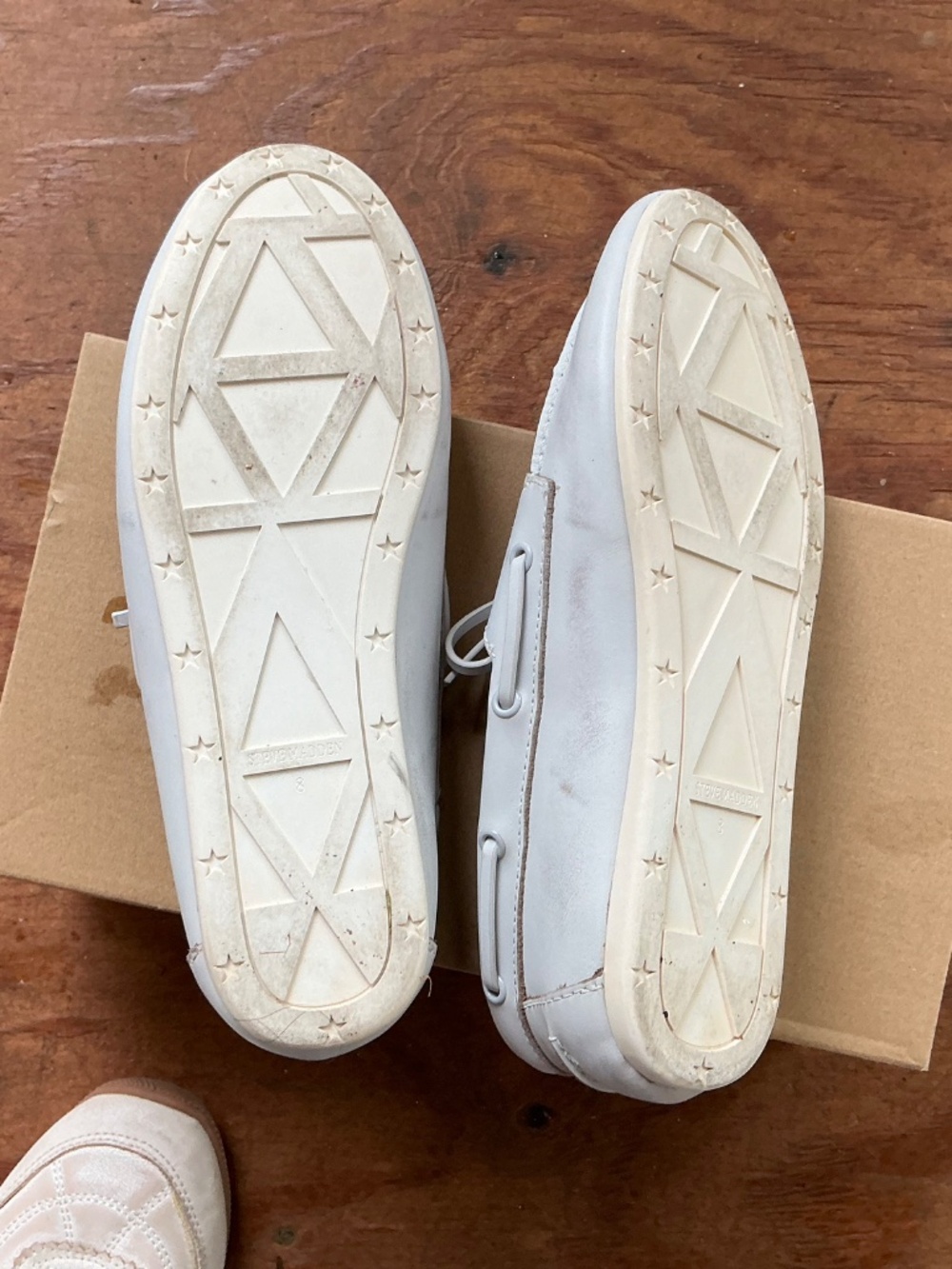Women’s STEVE MADDEN SAG White Loafers ~ Size 8 - Picture 5 of 5